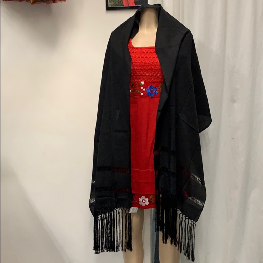 Black solid rebozo